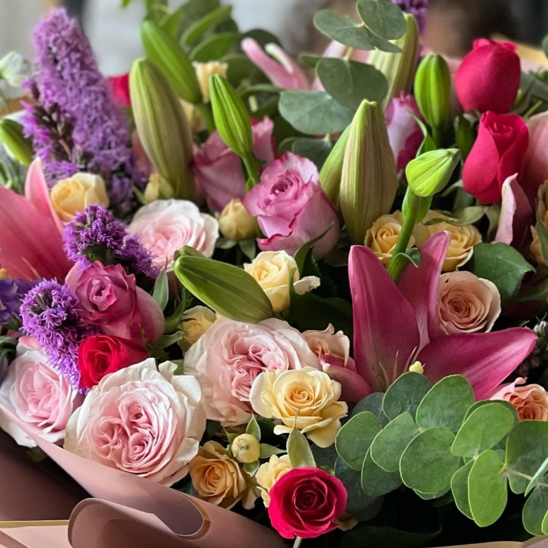 Graceful Bloom Bouquet