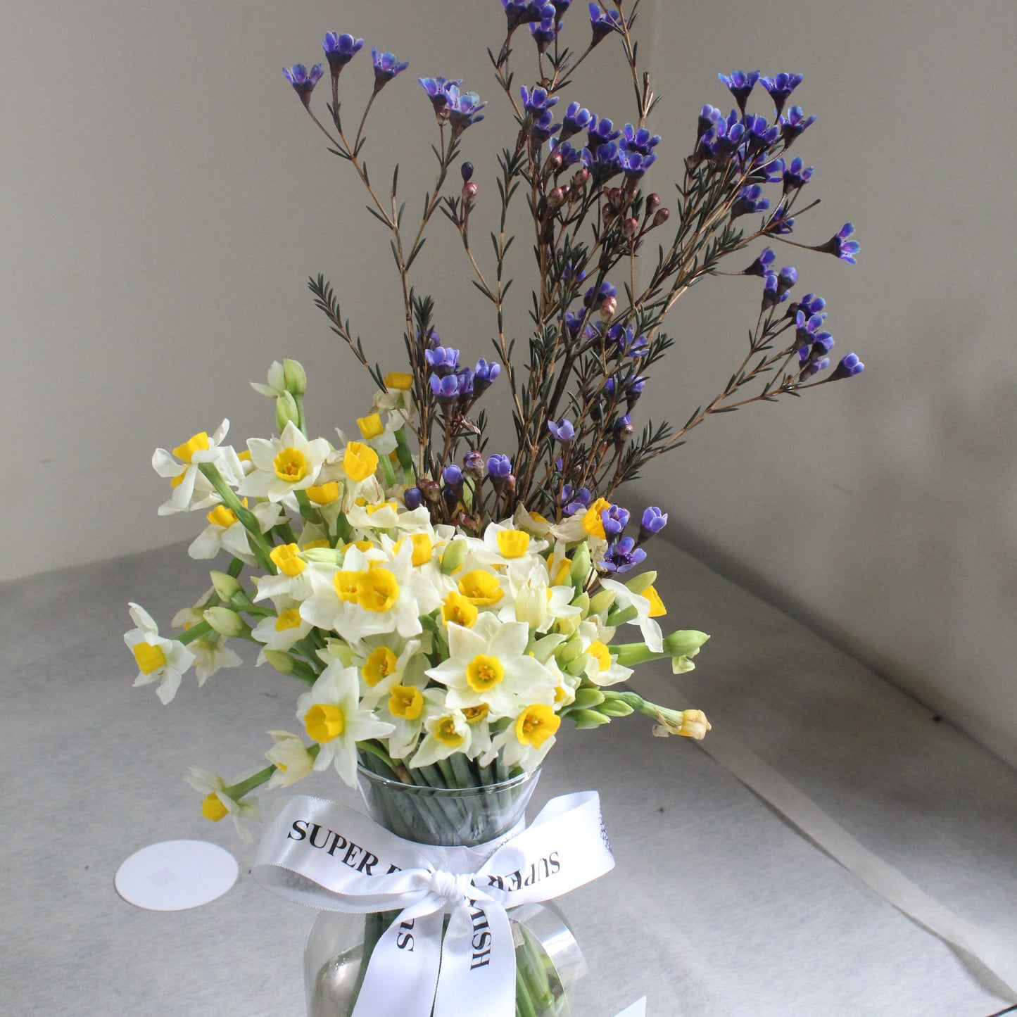 Lovely Daffodil Charm