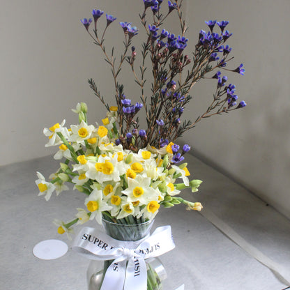 Lovely Daffodil Charm